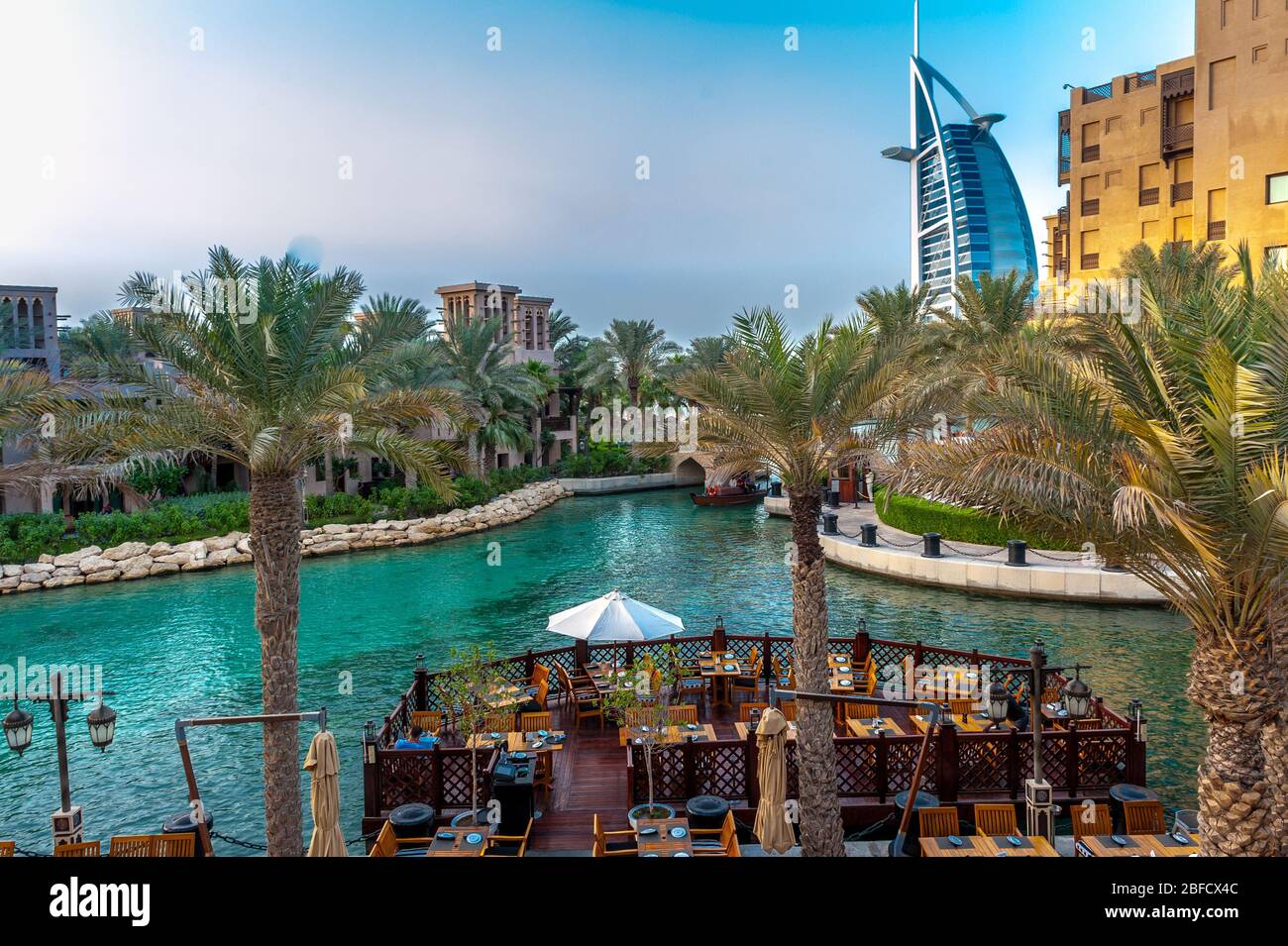 Restaurante Canal en Jumeira Dubai Foto de stock