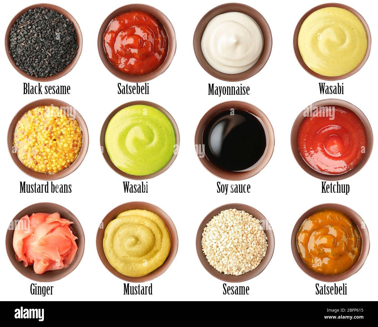 Conjunto de diferentes salsas con nombres sobre fondo blanco Fotografía