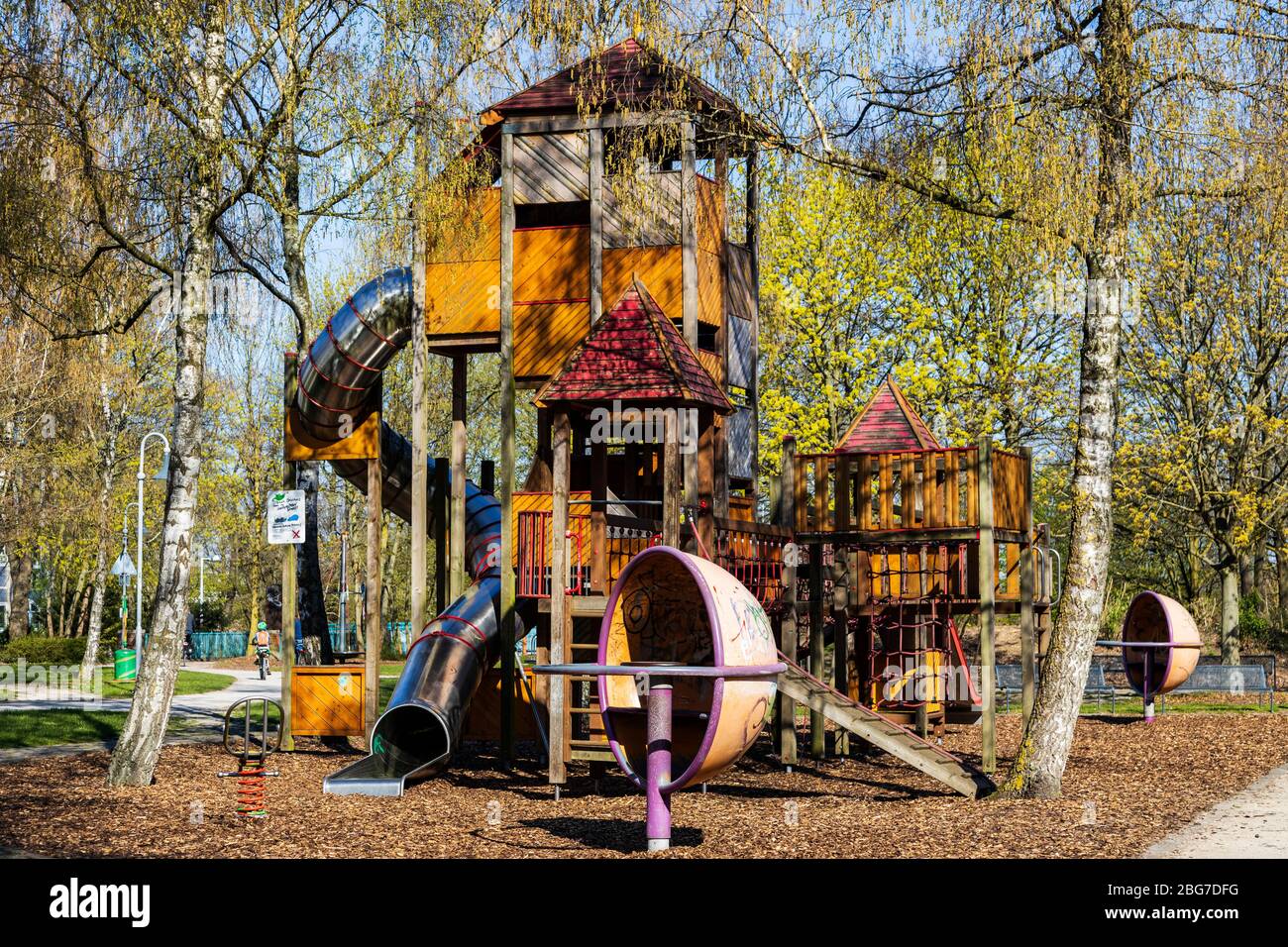 Parque infantil en Oelde, Alemania. - Huck Spain