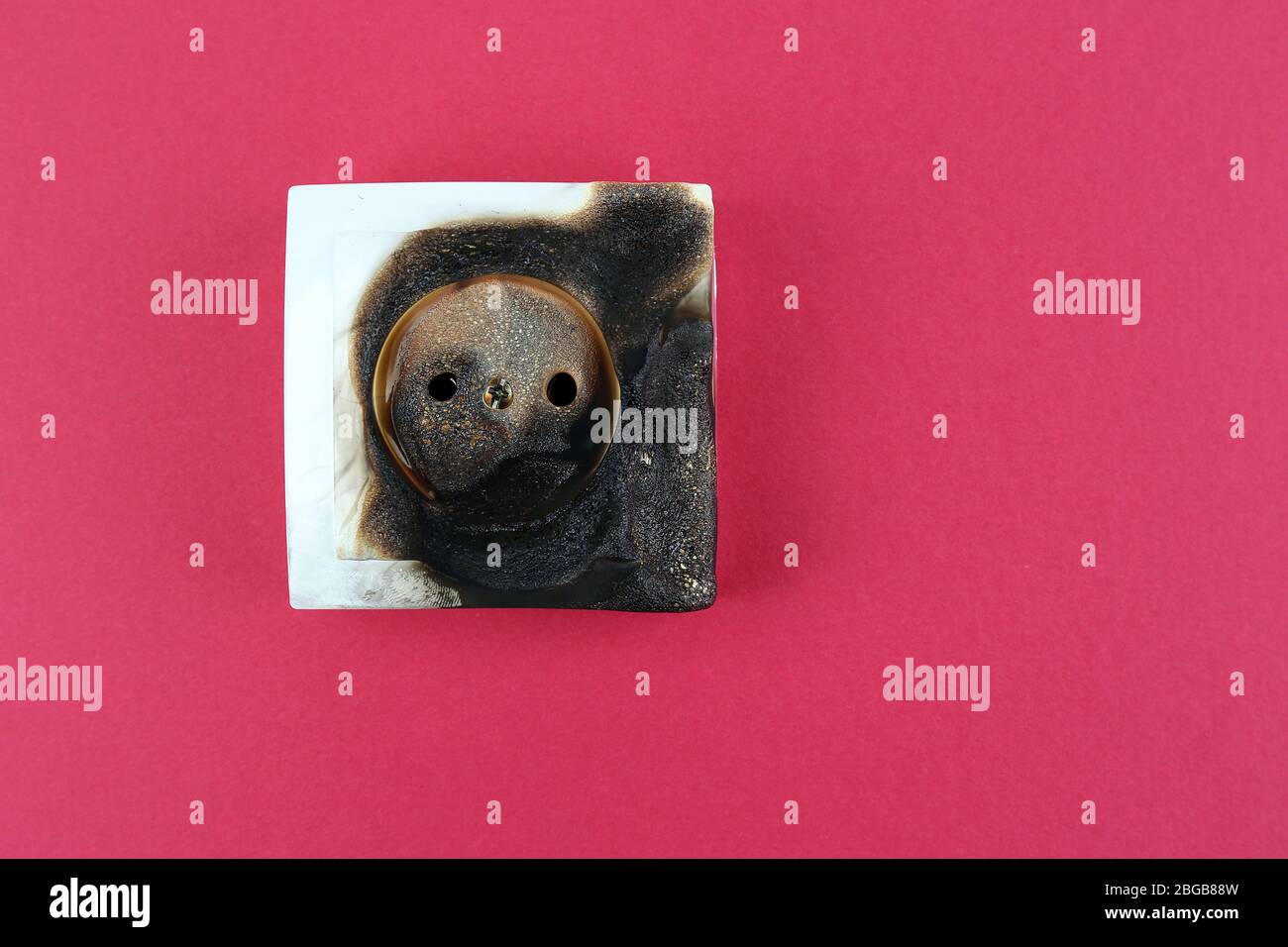 Enchufe Quemado Fotos e Imágenes de stock Alamy