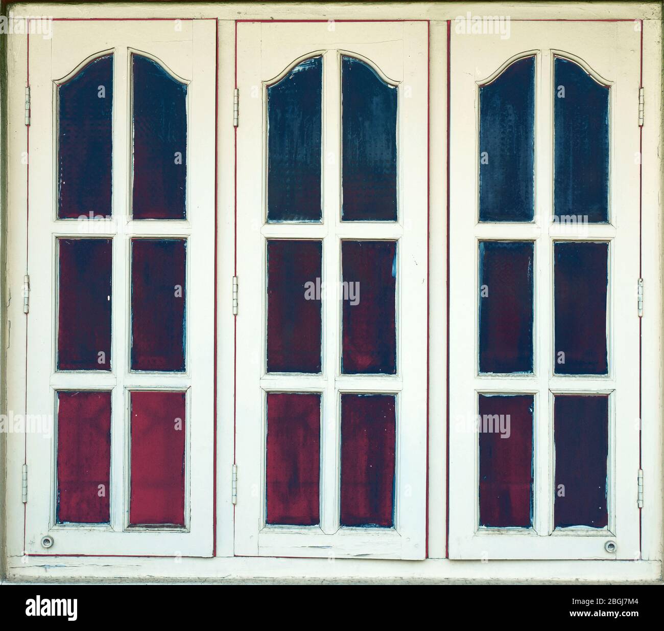 marco de ventanas de madera y cristal de época Fotografía de stock - Alamy