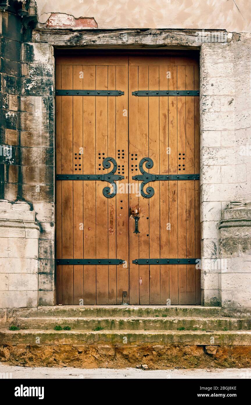 Par De 28" puerta decorativa de hierro Priory Estilo Iglesia Bisagra de la puerta frontal de acero 