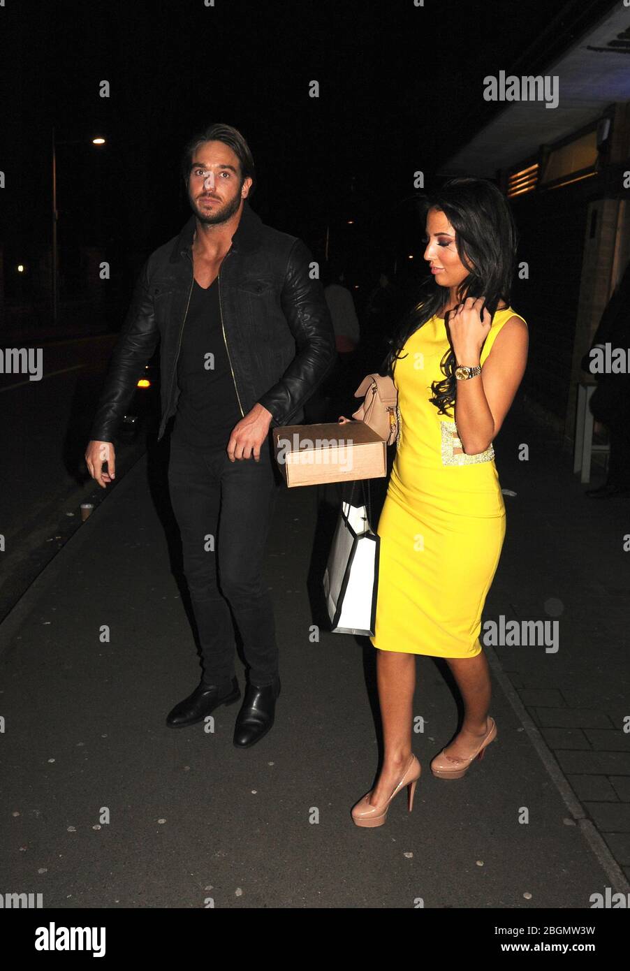 Yazmin Oukhellou y James Lock la novia de James Lock Yazmin Oukhellou's