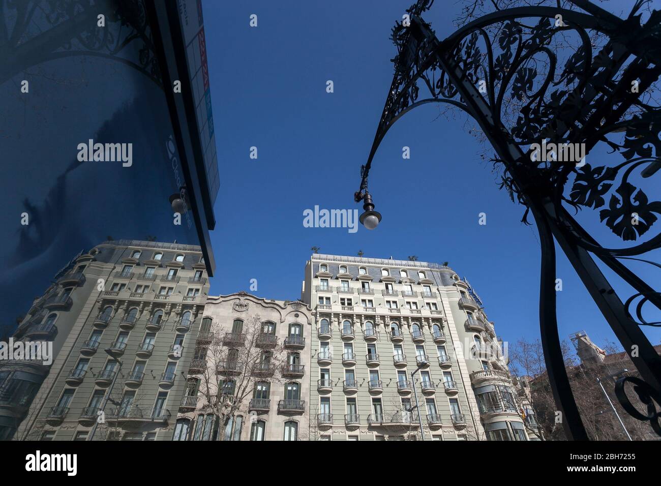 Espejo de la ciudad Fotografía de stock - Alamy