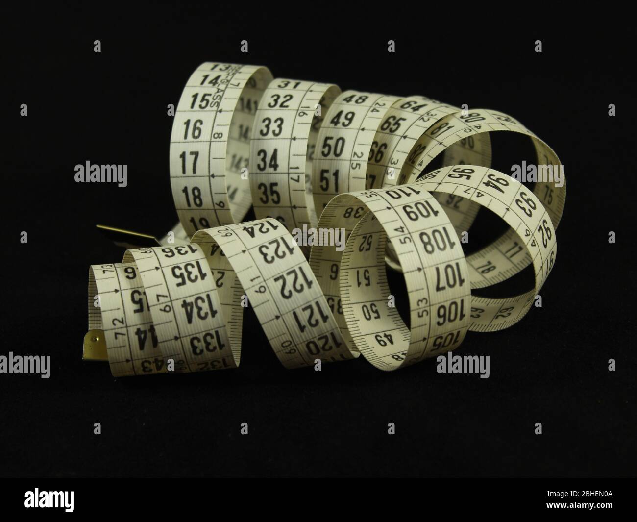 Cinta flexible medir kit de costura números metro utensilio Fotografía de  stock - Alamy