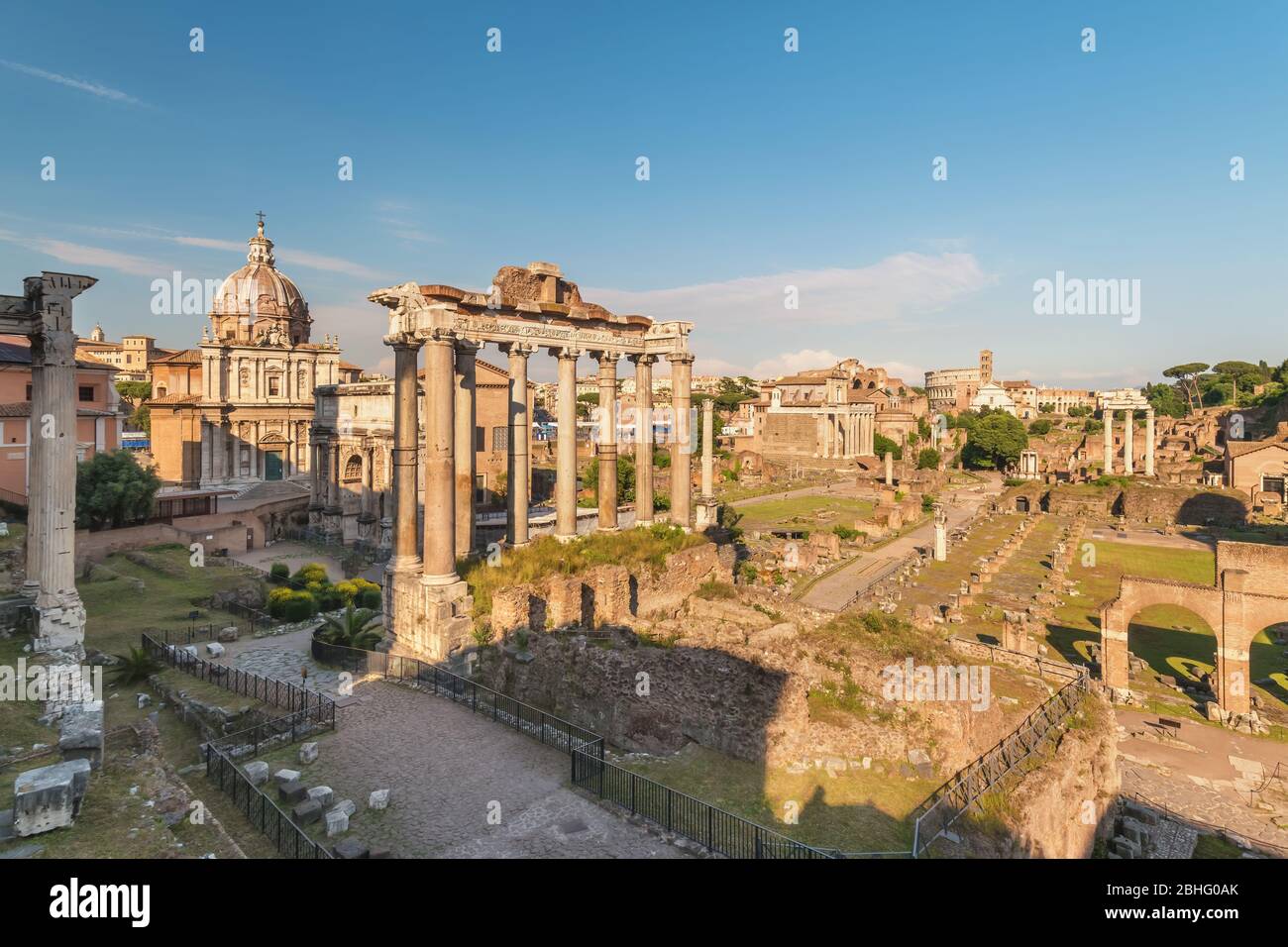 Roma Italia, horizonte de la ciudad en el Foro Romano no vacía nadie Foto de stock