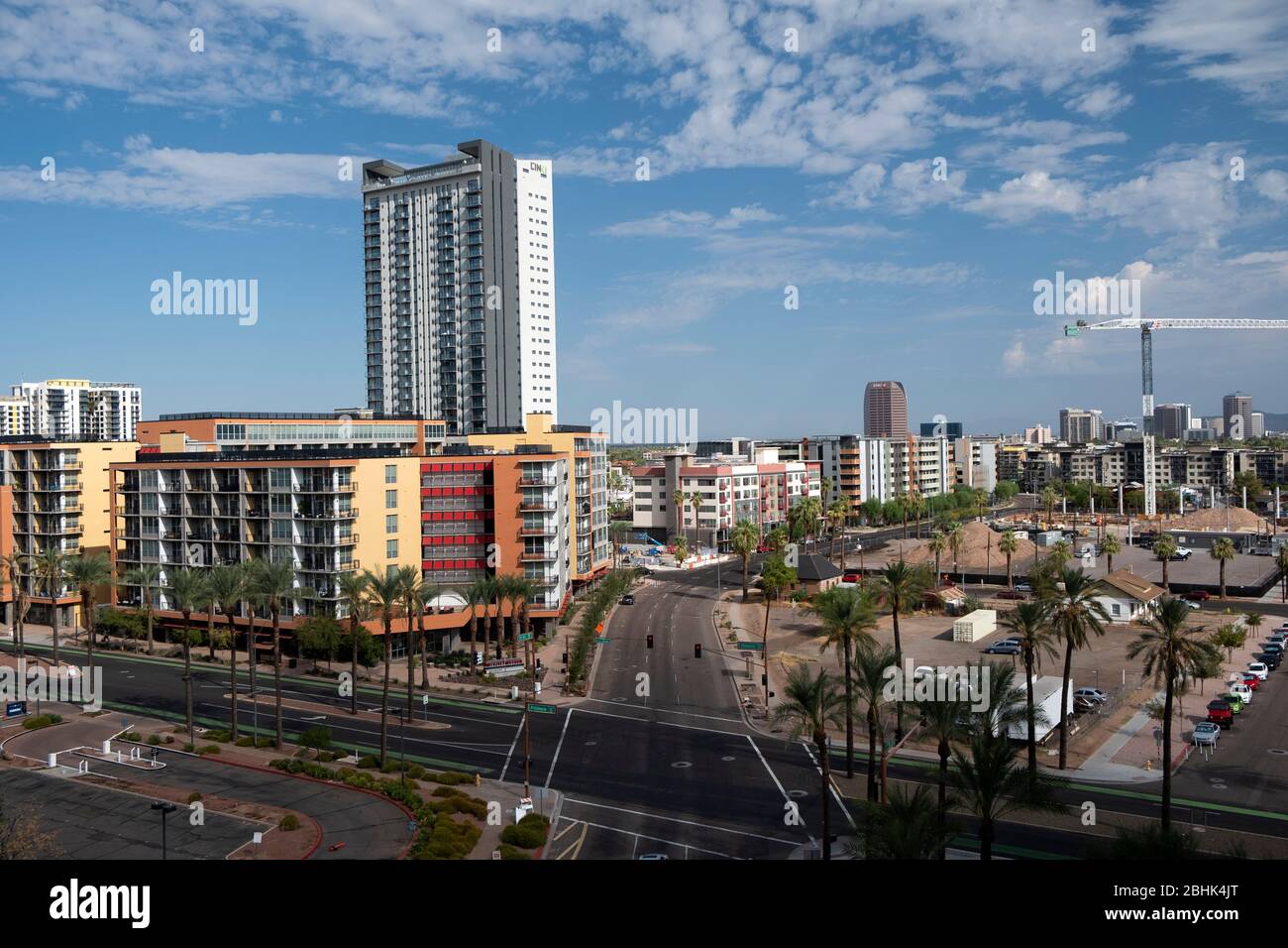 Vista del rápido cambio del barrio de RoRo al norte del centro de Phoenix, Arizona Foto de stock