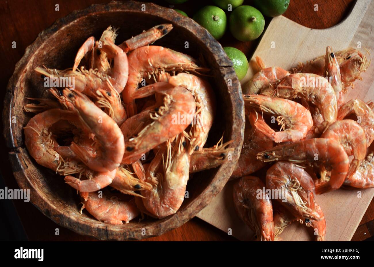 plato de gambas secas todavía vida Foto de stock