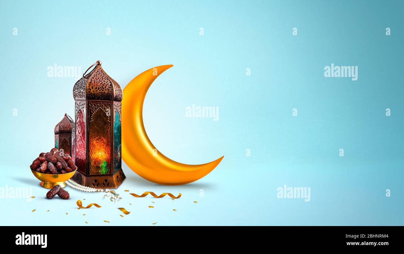 Concepto Ramadán 2020 fondos fechas con linterna tradicional turca lámpara de luz y tasbeeh, color azul claro Iftar tema imagen Foto de stock
