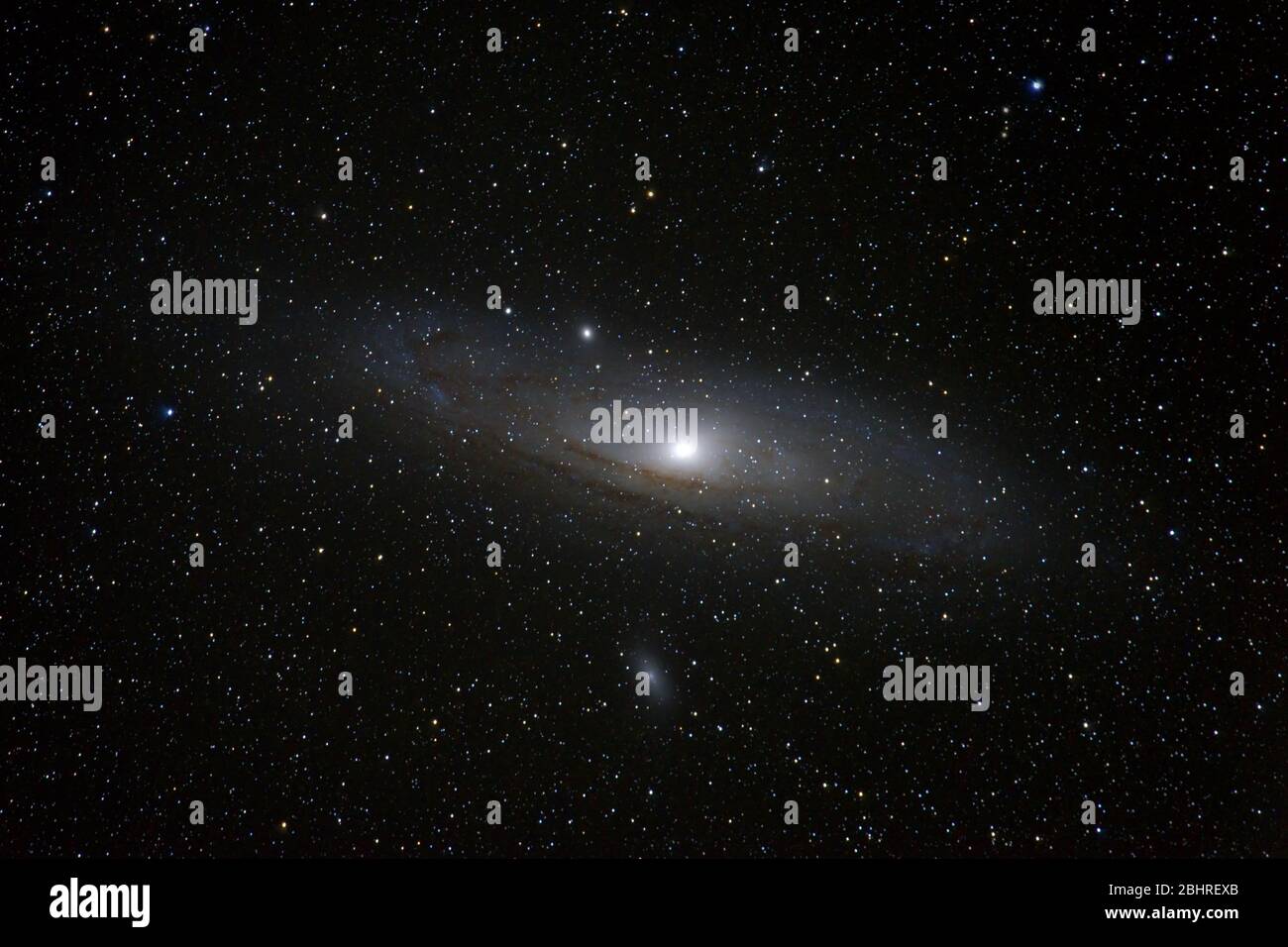 Andrómeda Galaxy Messier 31 y Messier 32 tomados de Rumania Foto de stock