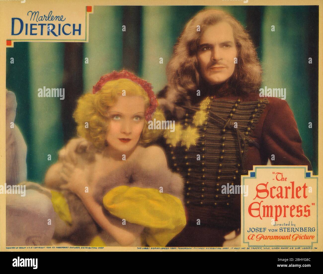 La emperatriz de los escarabajos año: 1934 - USA Director: Josef von Sternberg Marlene Dietrich, John Lodge Lobbycard Foto de stock