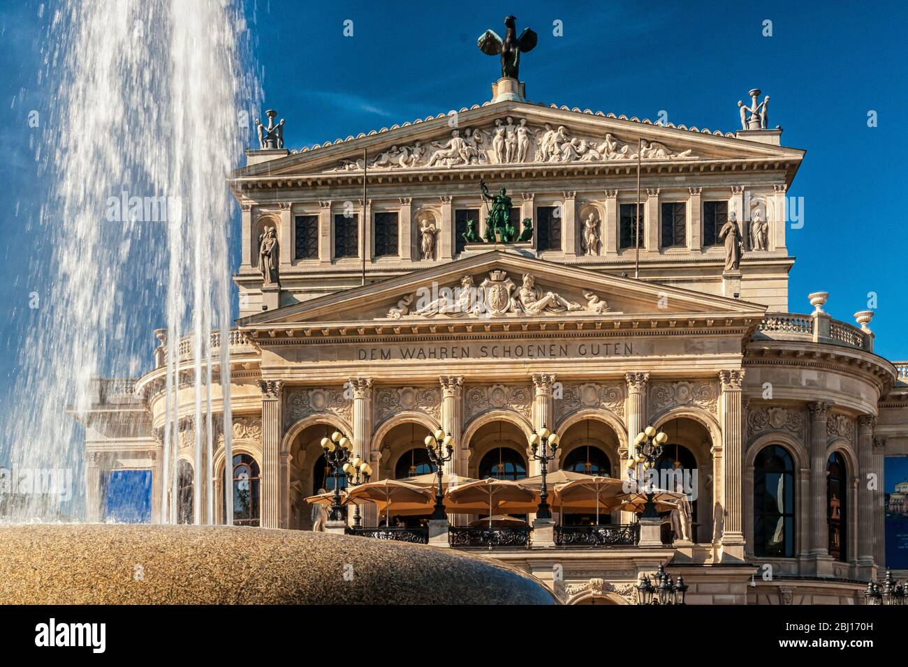 El Alte Oper en Frankfurt am Main Foto de stock