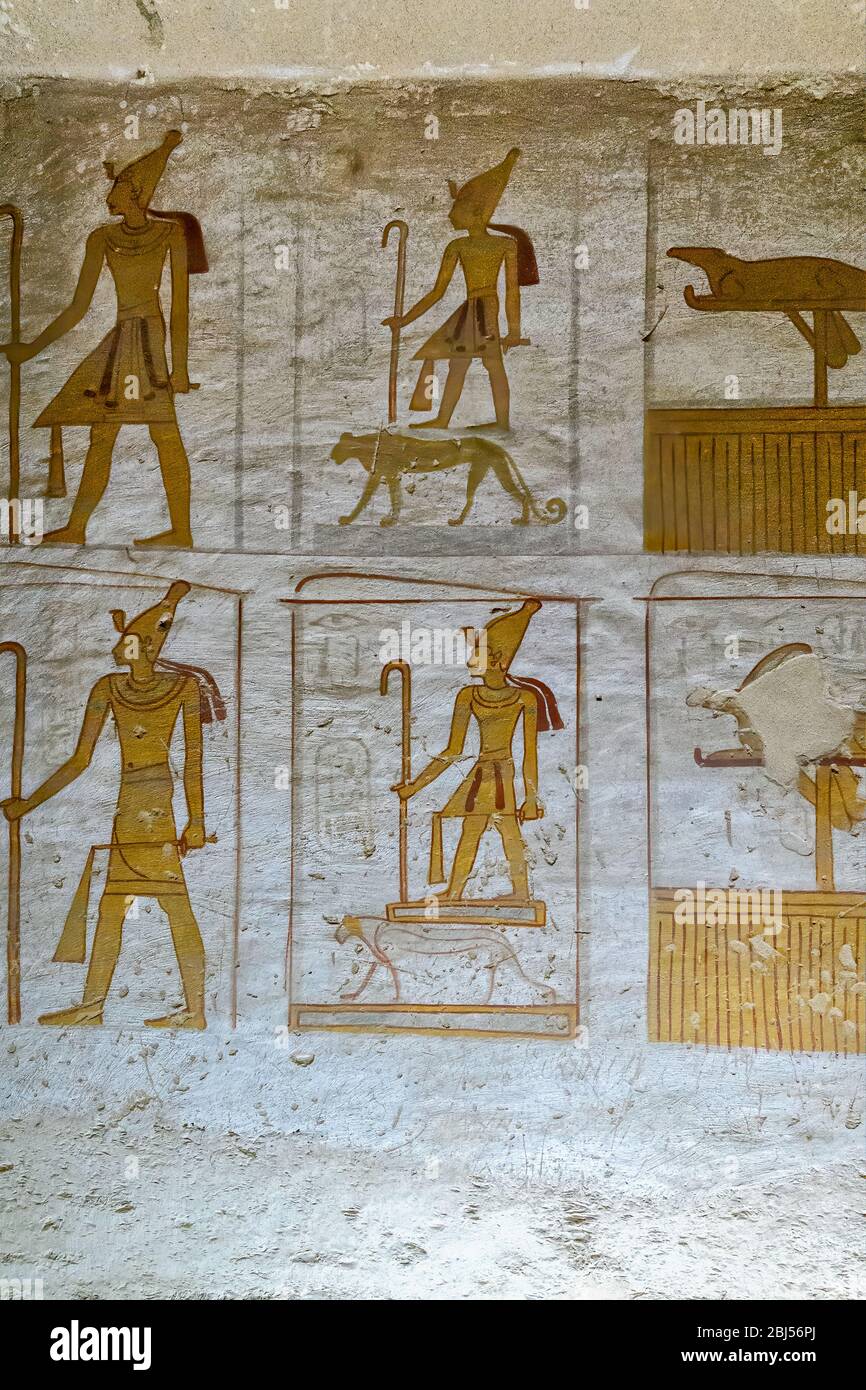 Escenas del Salón del pozo en el KV 15 la tumba de Sety II Foto de stock
