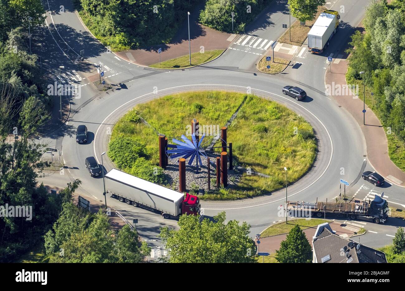 Rotonda Stahlhalla en la calle Heussner, Kohlenstreet en Bochum, 23.06.2016, vista aérea, Alemania, Renania del Norte-Westfalia, Ruhr Area, Bochum Foto de stock
