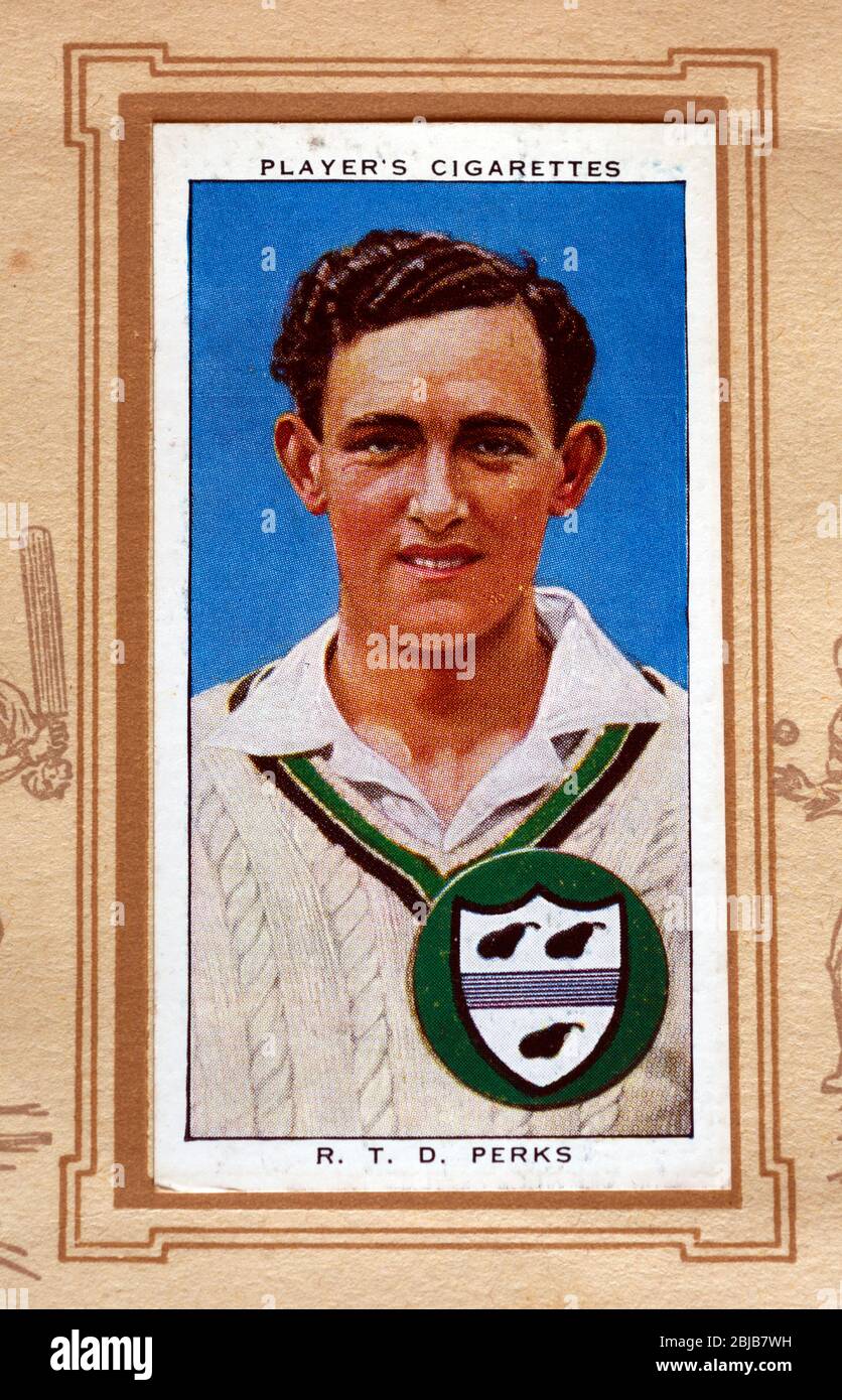 Tarjeta de cigarrillos del jugador, Cricketers 1938. REG Perks (Worcestershire e Inglaterra). Foto de stock