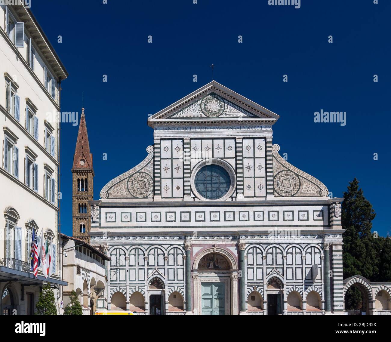 Fachada de la Basílica de Santa Maria Novella, Florencia, Toscany, Italia.  Es la primera gran basílica de Florencia, y es el principal Domi de la  ciudad Fotografía de stock - Alamy