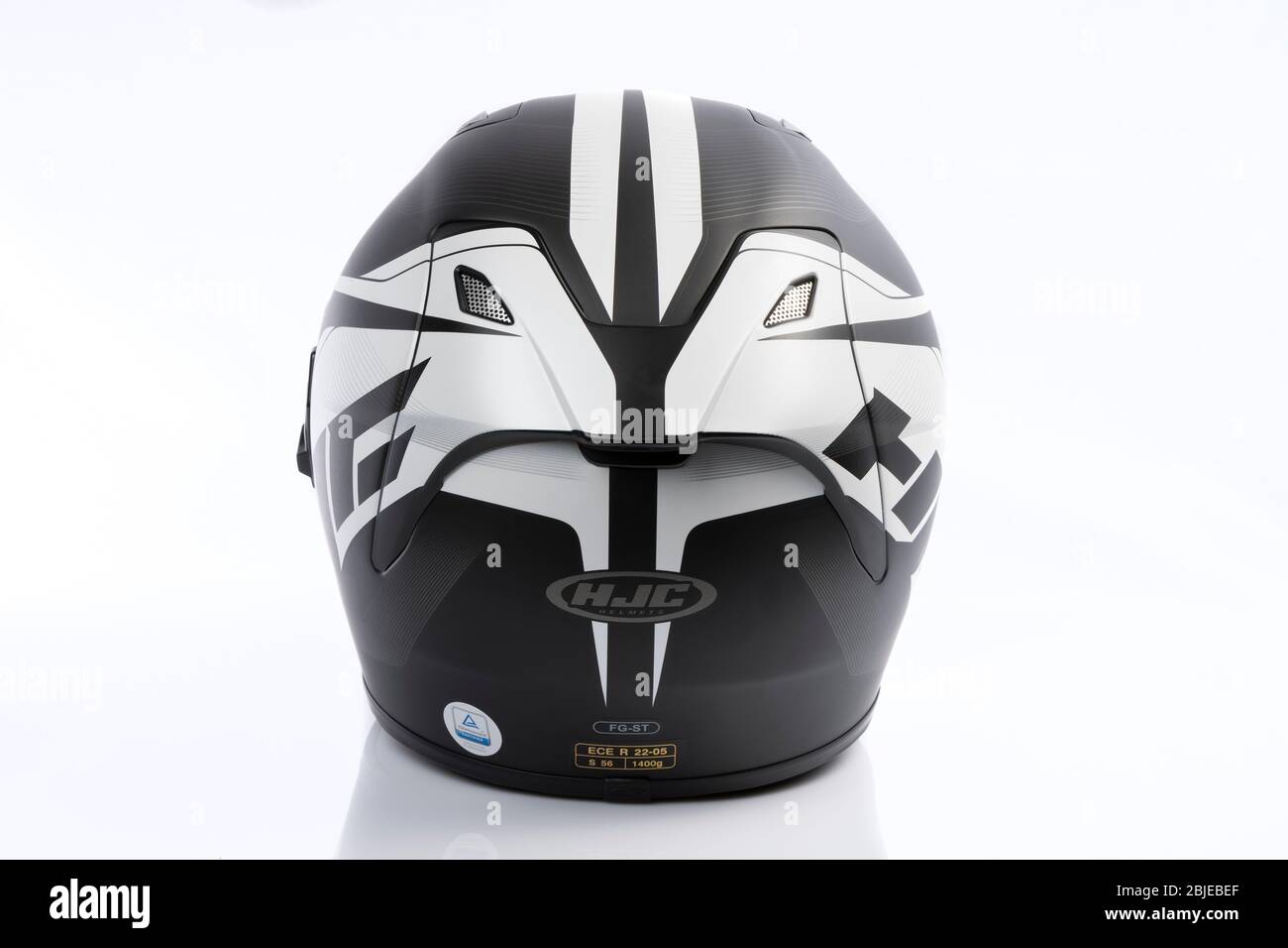 Casco HJC FG-ST Crono MC-5SF para motocicleta de cara completa. Fabricado  con un compuesto de fibra de vidrio avanzado. Foto tomada el 04-29-2020 en  Madrid, España Fotografía de stock - Alamy