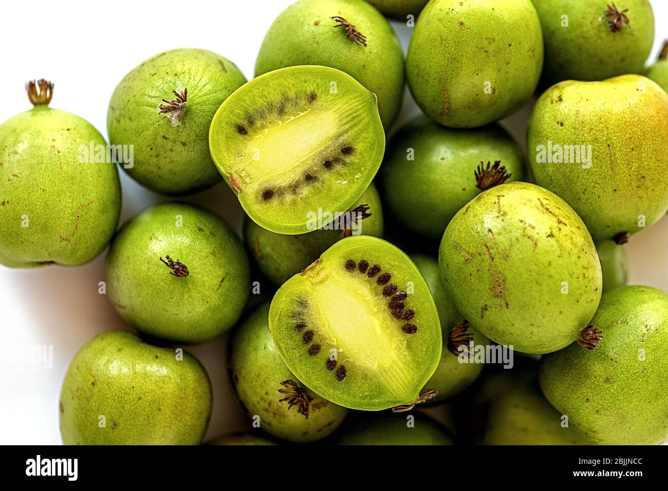 Deliciosas bayas de cabra chinas verdes Foto de stock