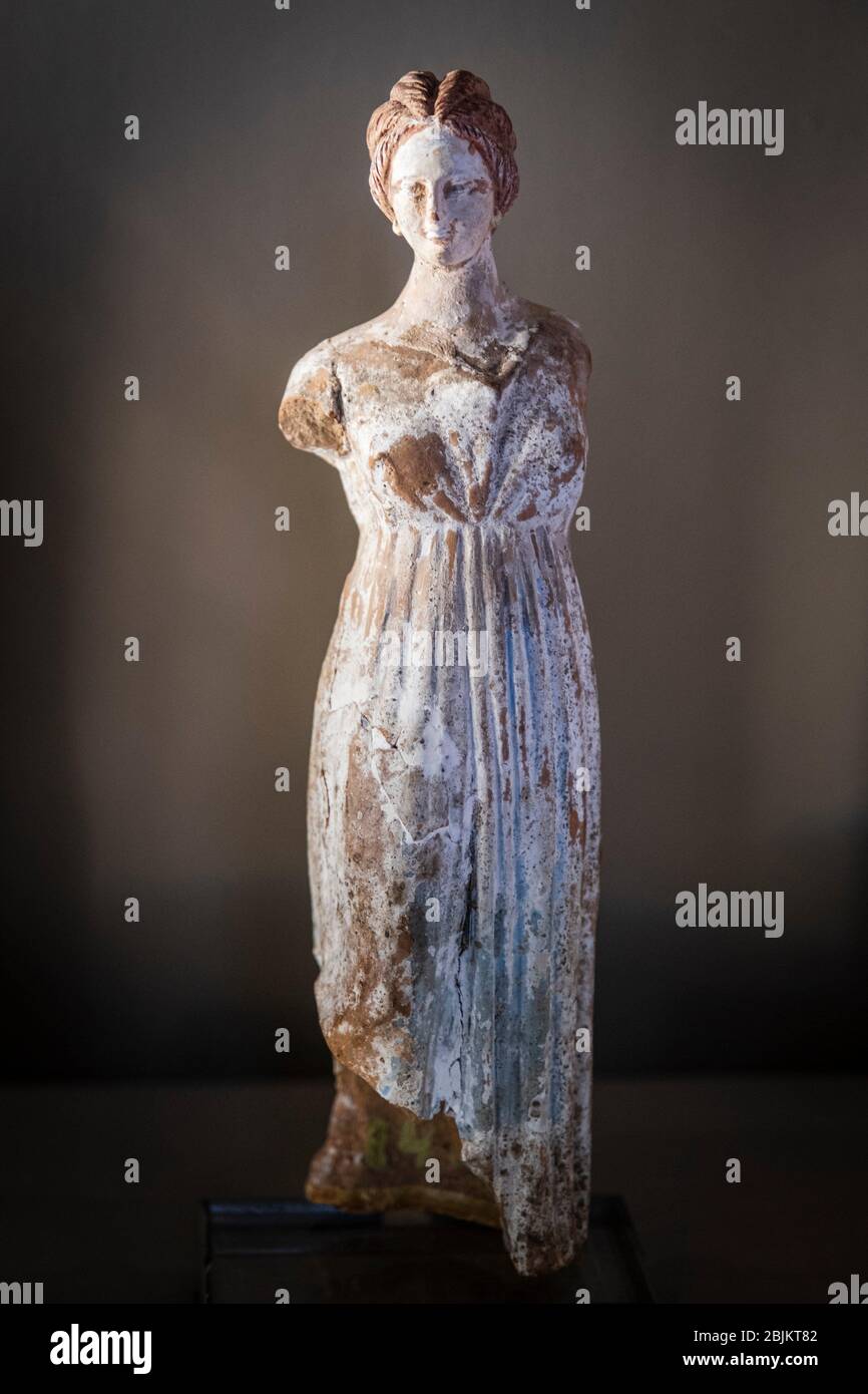 Figurilla Femenina Terracota Periodo Graeco Romano Musei Vaticani Estado De La Ciudad Del Vaticano Roma Lazio Italia Fotografia De Stock Alamy