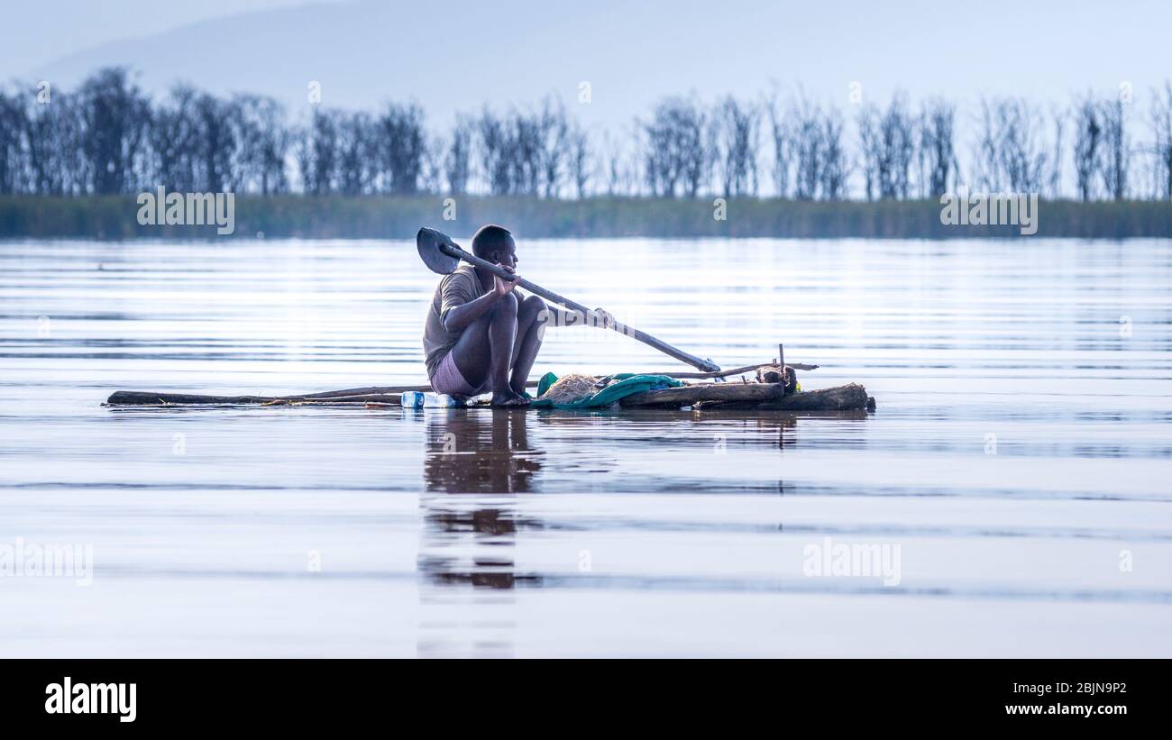 Imagen tomada durante un viaje al sur de Etiopía, pescando en el lago Chamo Foto de stock