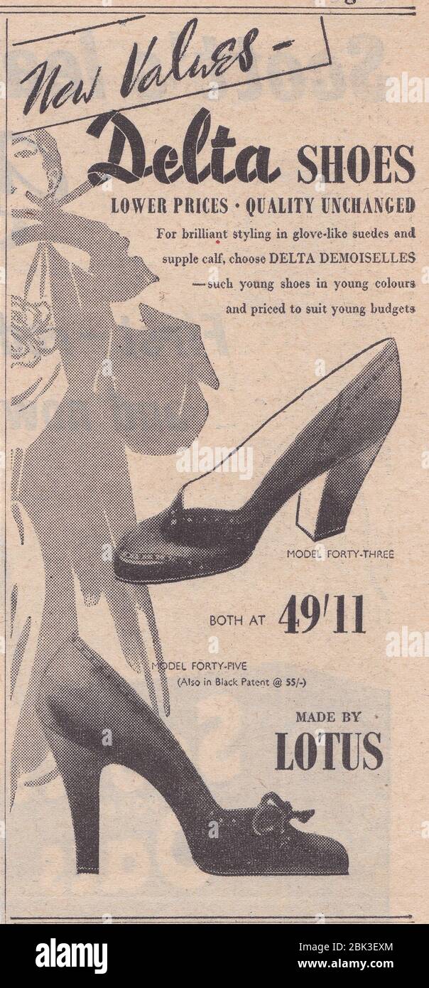 Anuncio de periódico de los años 50 para Delta Shoes hecho por zapatos de moda para mujer de los años 50 Fotografía stock Alamy