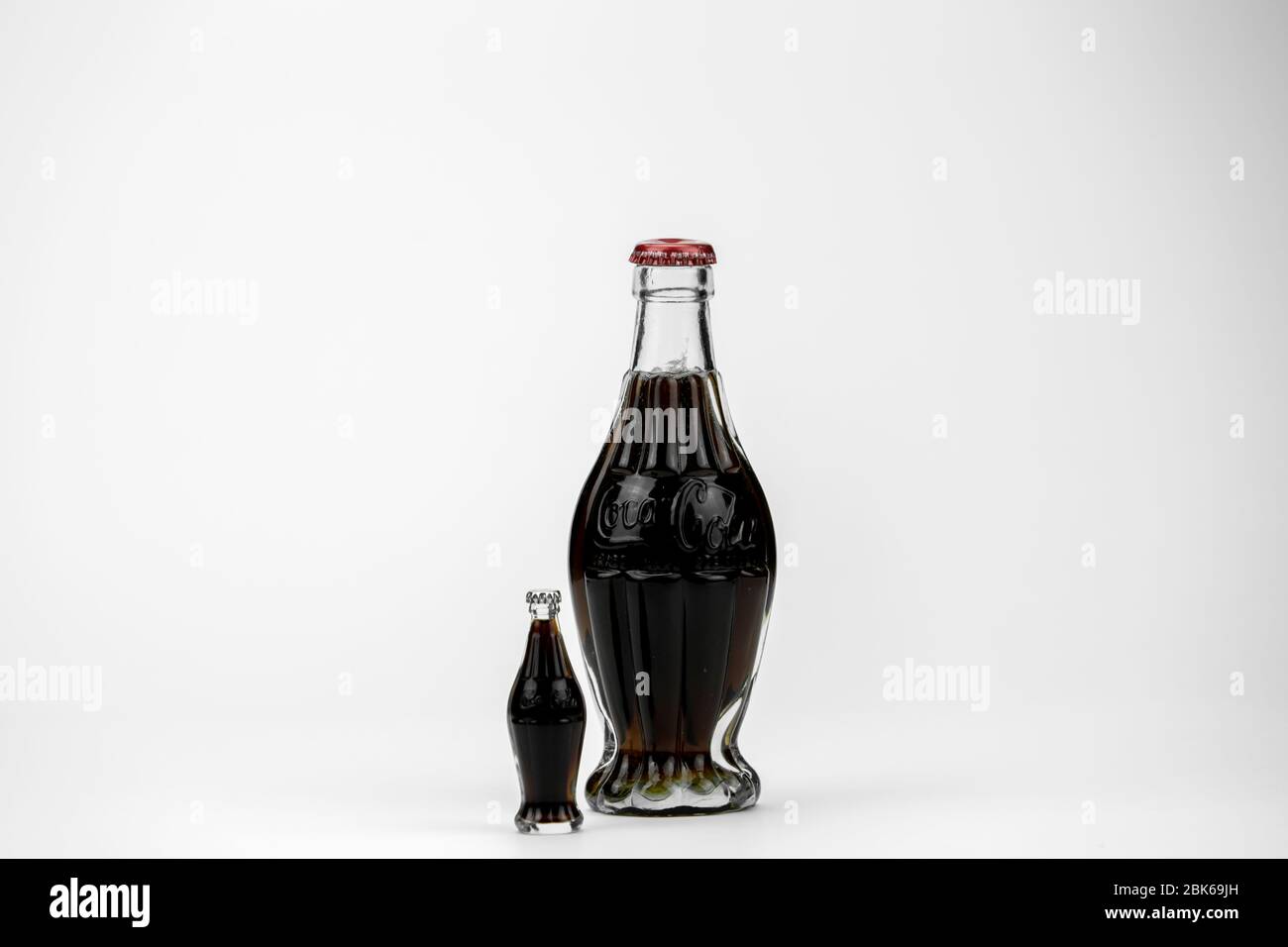 Coca cola bottle vintage fotografías e imágenes de alta resolución - Página  4 - Alamy
