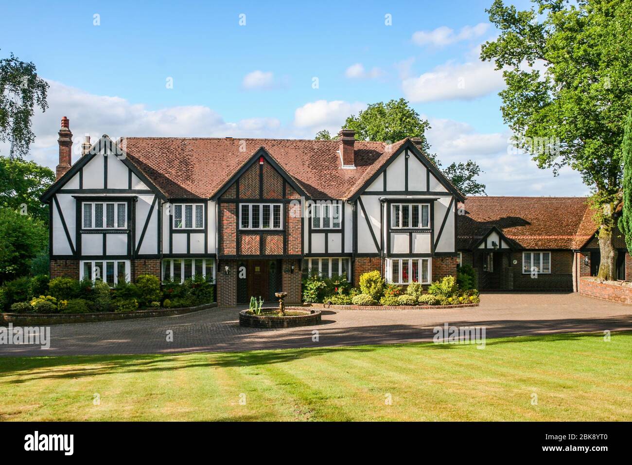 Architecture tudor home house fotografías e imágenes de alta resolución -  Página 18 - Alamy