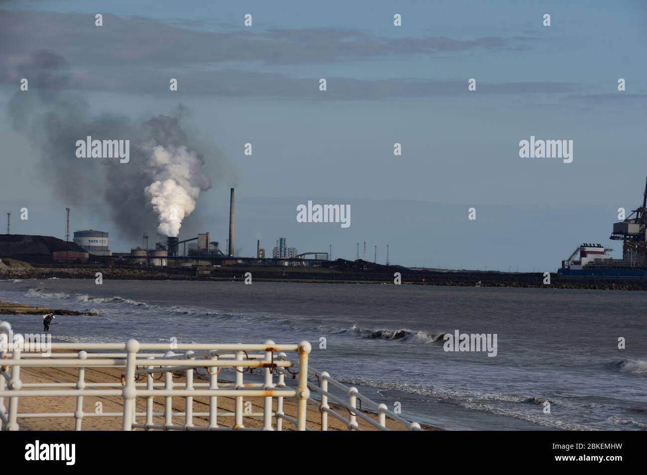 Una fotografía de paisaje de Port Talbot Steel Works, West Glamourgan, Gales del Sur, SA13 2NG. Tata Puerto de acero Talbot Foto de stock