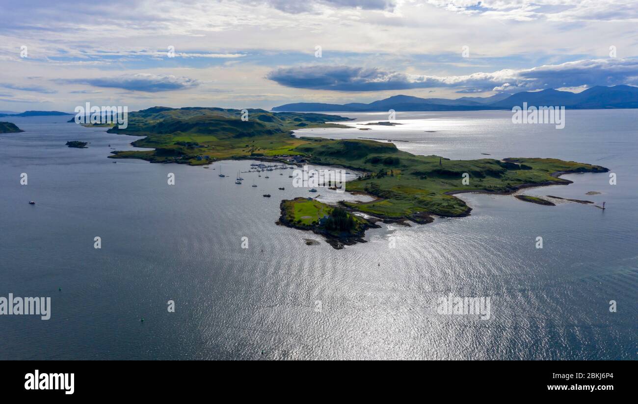 Reino Unido, Escocia, región de las tierras altas del oeste, Argyll y Bute, región de Strathclyde, Oban, sonido de Kerrera (vista aérea) Foto de stock