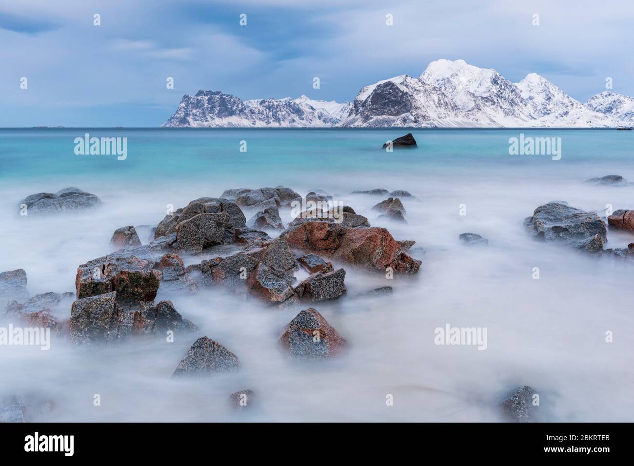Noruega, Condado de Nordland, Islas Lofoten, Myrland, Playa Foto de stock