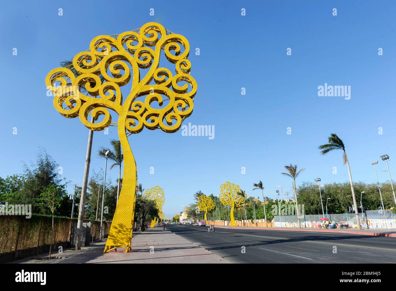 Nicaragua, Centroamérica, Managua. Árbol de vida esculturas de árboles  Fotografía de stock - Alamy