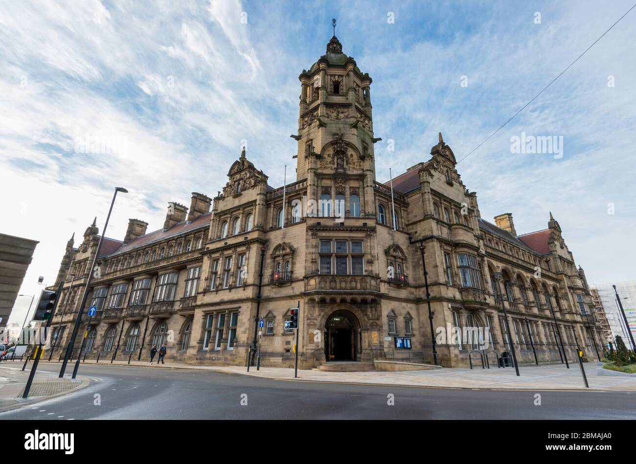 Vista externa del County Hall en Wakefield, West Yorkshire Foto de stock