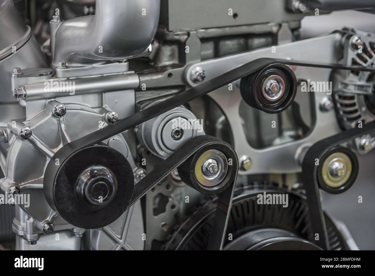 Partes del motor diesel fotografías e imágenes de alta resolución - Alamy