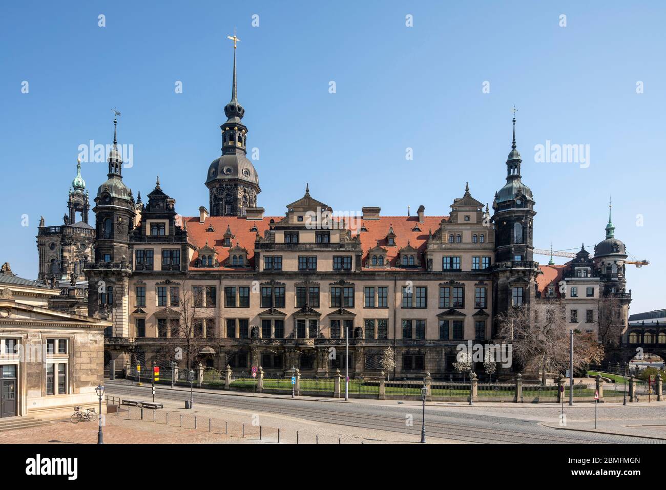 Dresden, Blick vom Zwinger auf das Residenzschloss Foto de stock