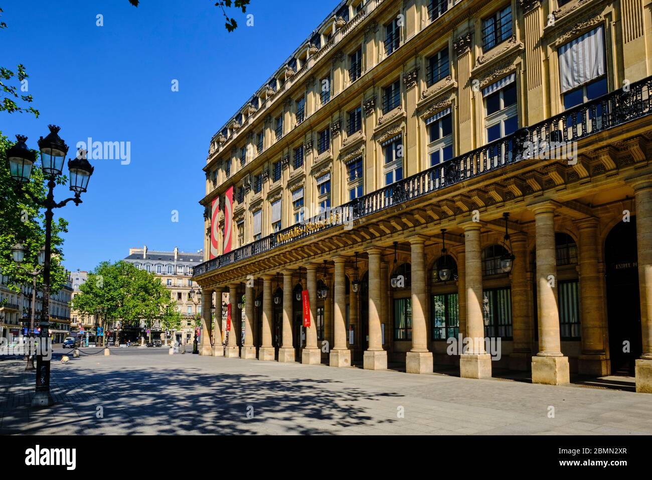 Francia, París, el teatro Comédie Française situado en el Palacio Real durante el cierre de Covid 19 Foto de stock