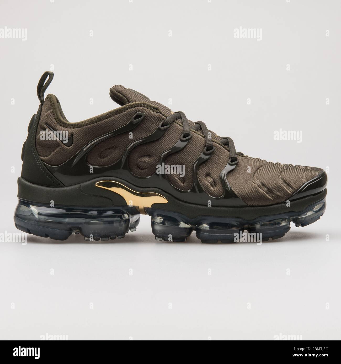 Zapatillas Nike Vapormax Fotos e Imágenes de stock - Alamy