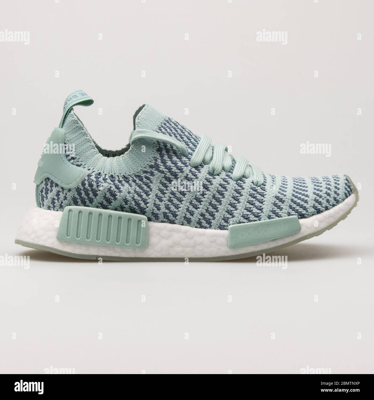 Adidas nmd azul y rojo cheap 2018