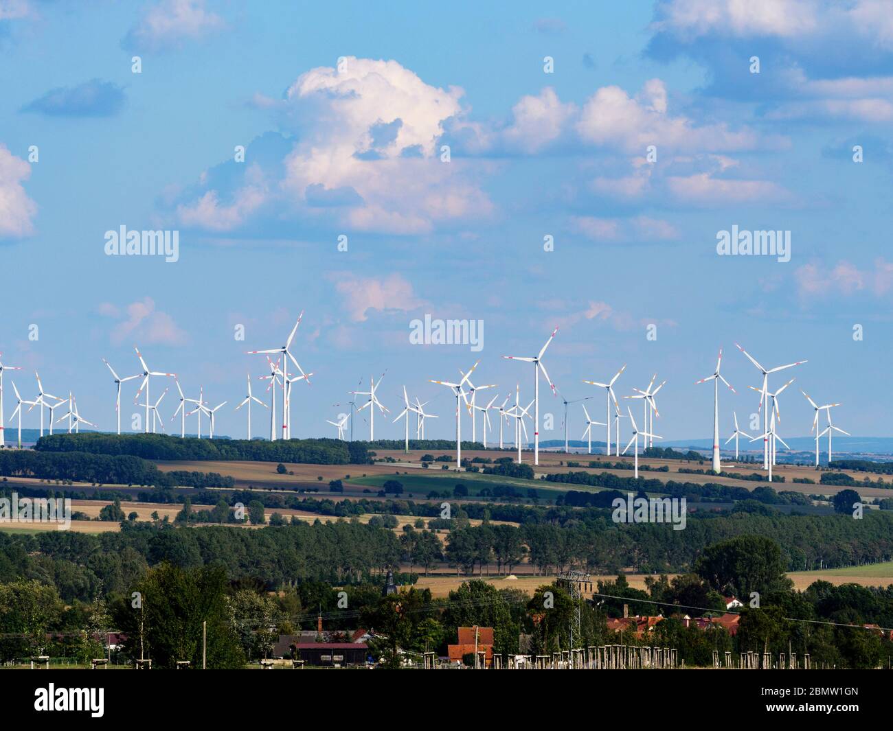 Windkraftanlage bei Eisenach, Thüringen, Deutschland | Turingia Forest, Wind Turingia, Turingia, Alemania Foto de stock