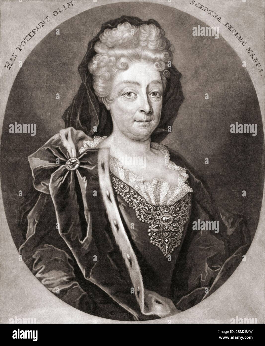 Retrato de Sofía de Hanover, Duquesa de Brunswick-Luneburg, 1630 - 1714. Era heredera de los tronos de Inglaterra e Irlanda en virtud del Acta de arreglo de 1701. De un grabado de Pieter Schenk (I). Foto de stock