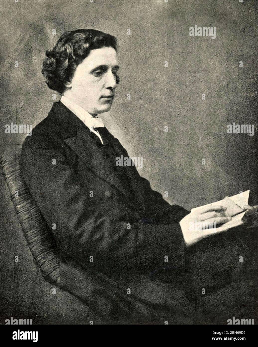 LEWIS CARROLL (1832-1898) es autor inglés de la ficción infantil Foto de stock