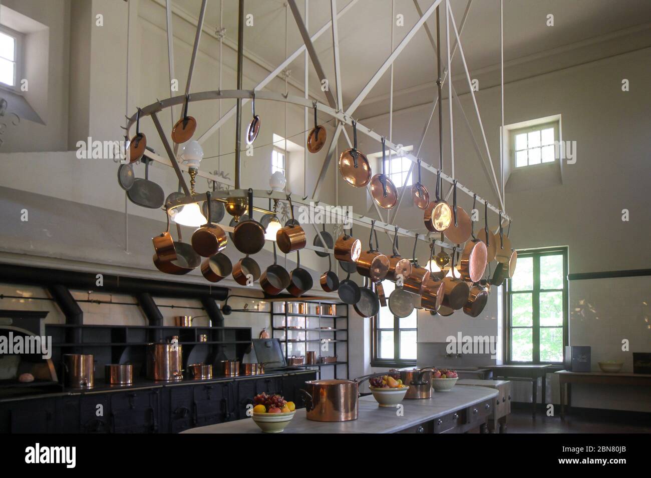 La cocina en la mansión Breakers, Newport, Rhode Island, Estados Unidos Foto de stock