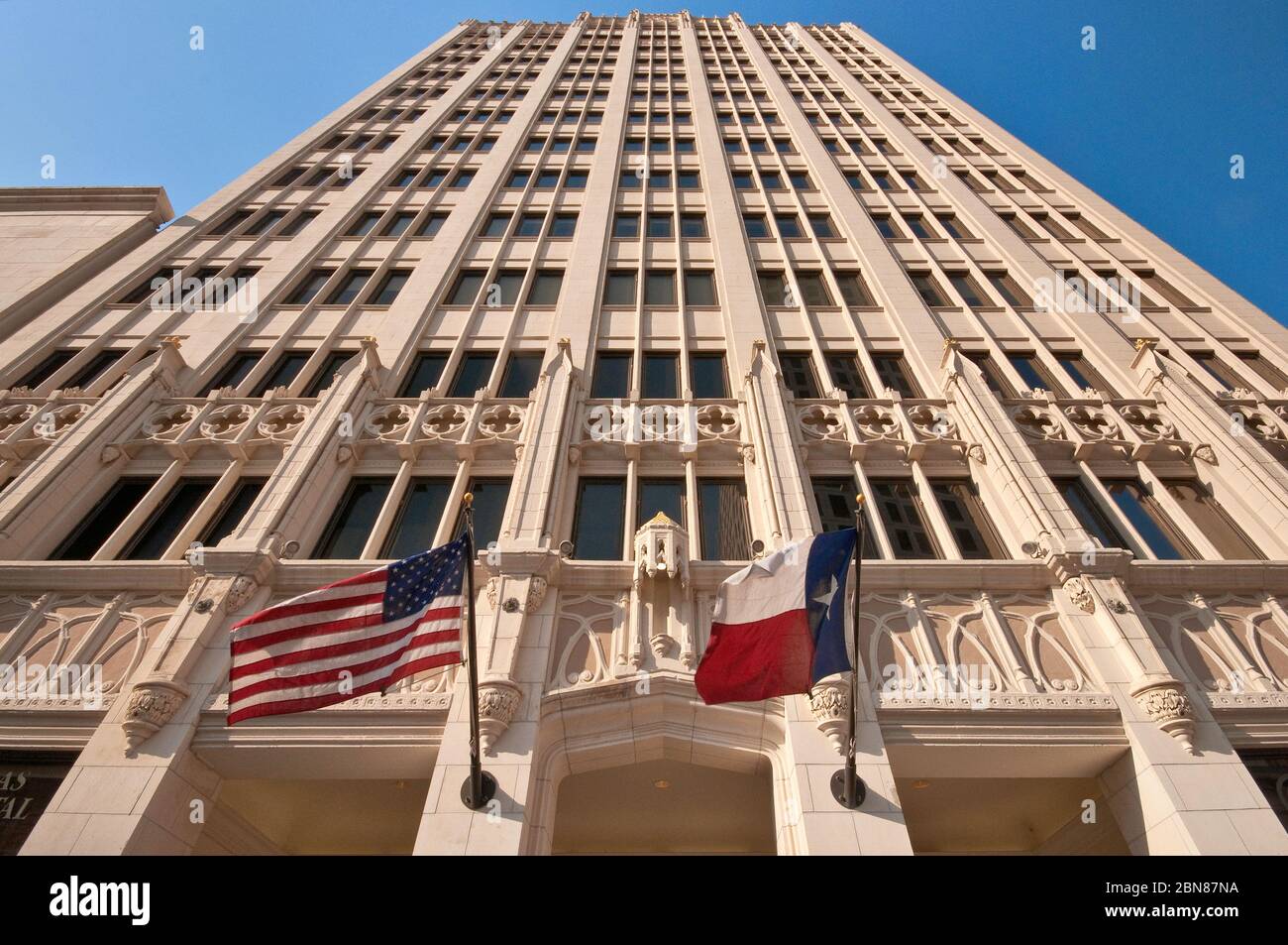 Norwood Tower, torre de oficinas histórica de estilo gótico, el