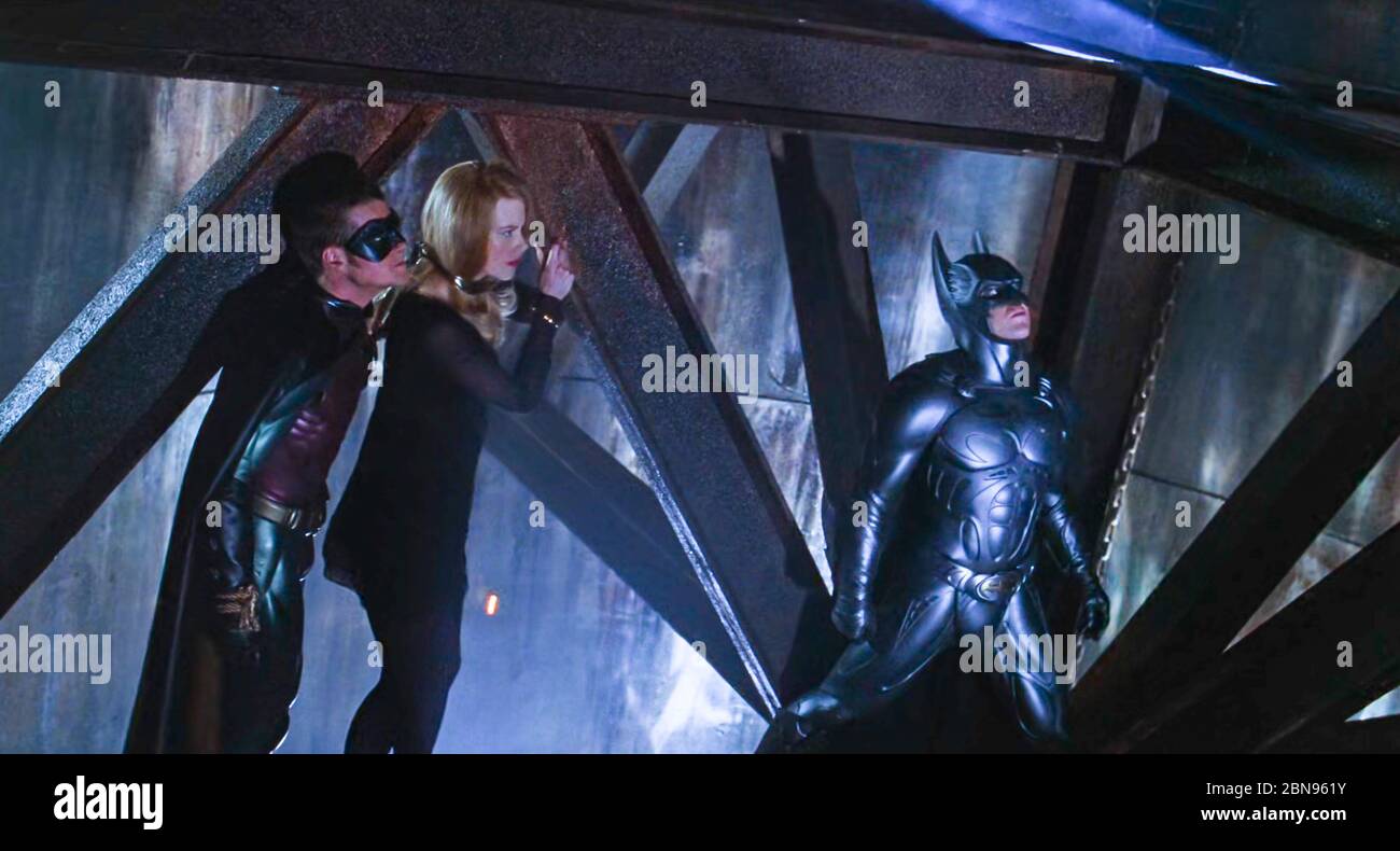 . Chris o'Donnell , Nicole Kidman y Val Kilmer en la película de  ©Warner Bros : Batman Forever (1995) . Argumento: Batman debe luchar contra  el ex fiscal de distrito Harvey Dent,