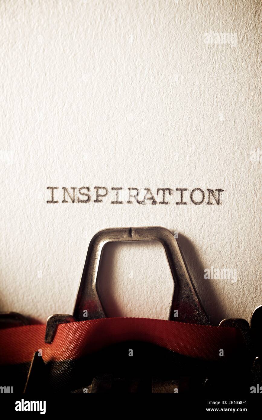 La palabra inspiración escrita con una máquina de escribir. Foto de stock