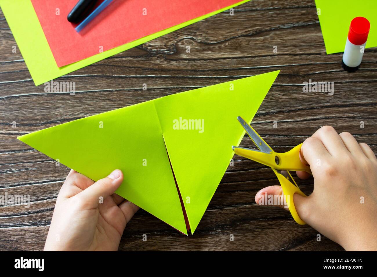Molino de viento de papel fotografías e imágenes de alta resolución - Alamy