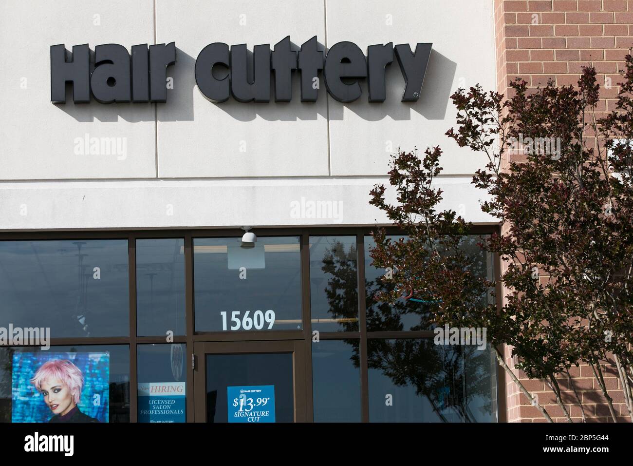 Por un pelo fotografías e imágenes de alta resolución Alamy