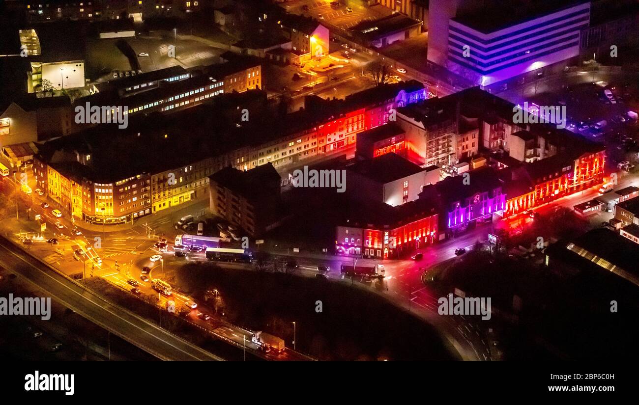 Vista aérea, sesión de disparos nocturnos, barrio rojo, Charlottenstrasse, Barviertel Duisburg, Kasslerfeld, Duisburg, área de Ruhr, Renania del Norte-Westfalia, Alemania Foto de stock