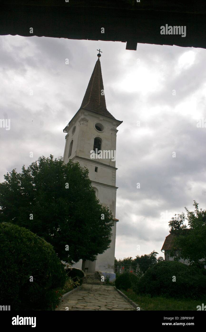 La Iglesia de la Santísima Trinidad, monumento histórico del siglo 18 en Sibiel, Rumanía Foto de stock