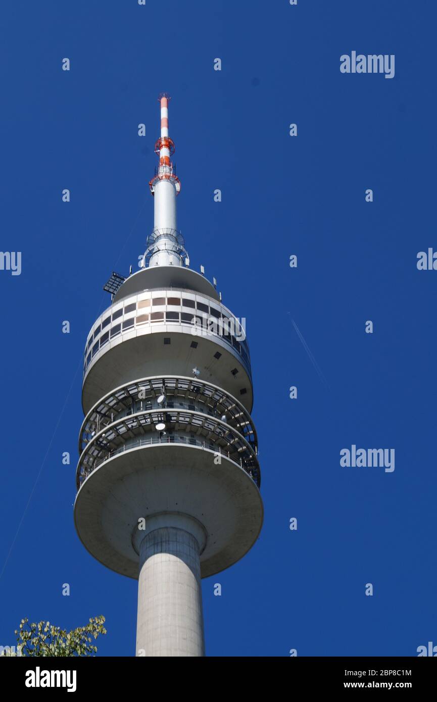 fernsehturm im Olypiapark München Foto de stock