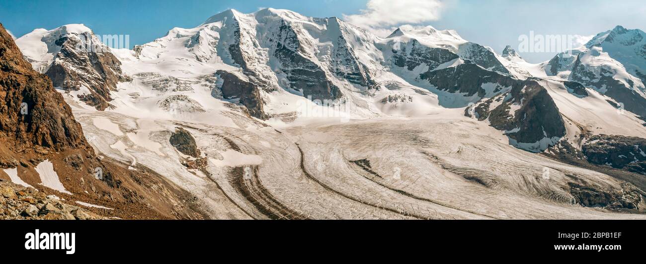 Glaciar pers visto desde la estación de montaña Diavolezza, Pontresina Foto de stock